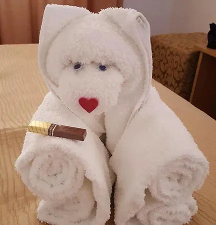 Sophia ゲストハウス ヴァマ・ヴェケ