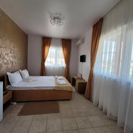Guest house Sophia 3*